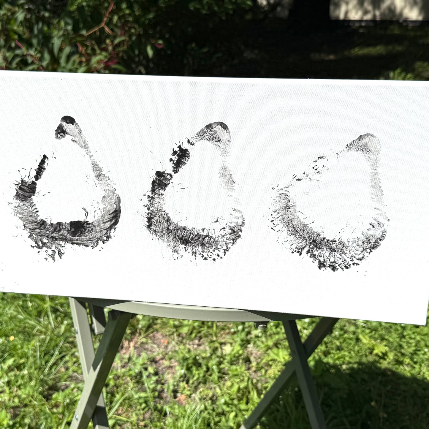 3 kisses